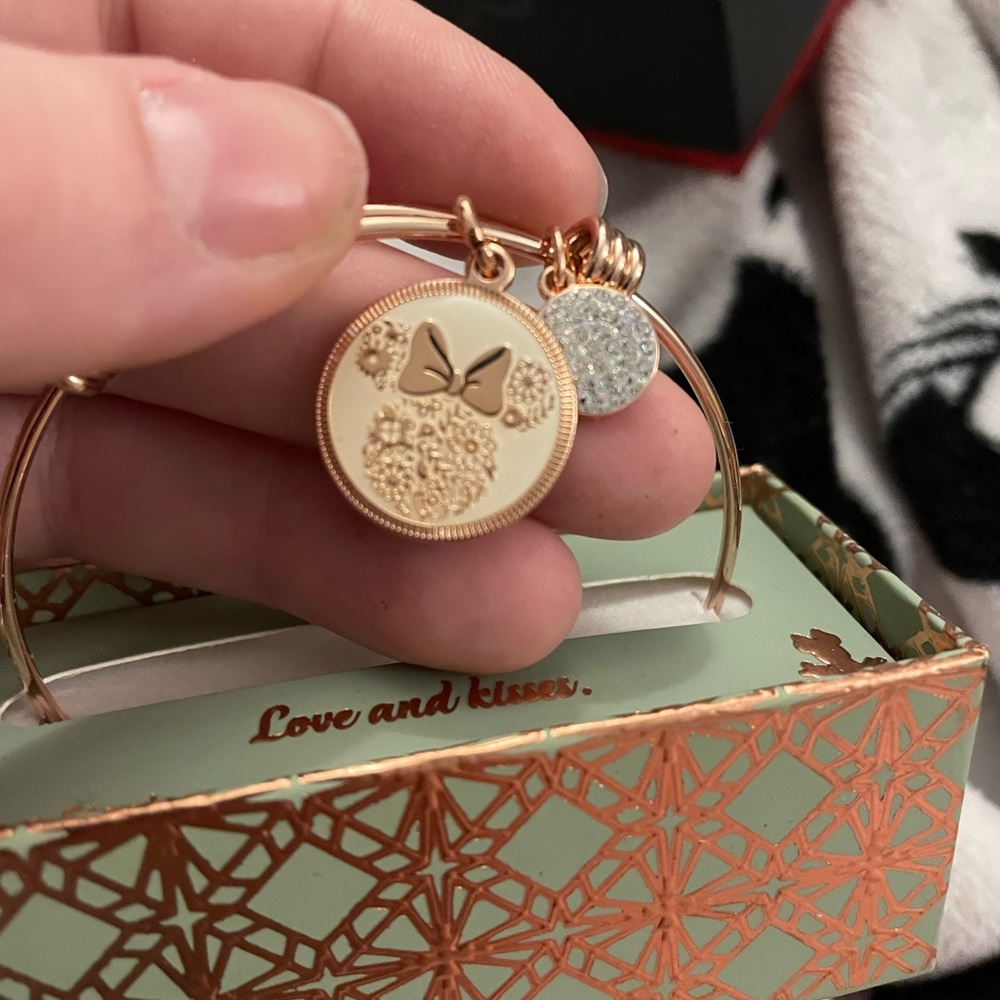 Disney bangle bracelet-brand new